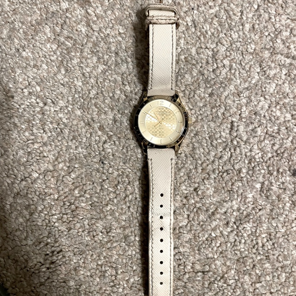 Beautiful leather Coach Watch